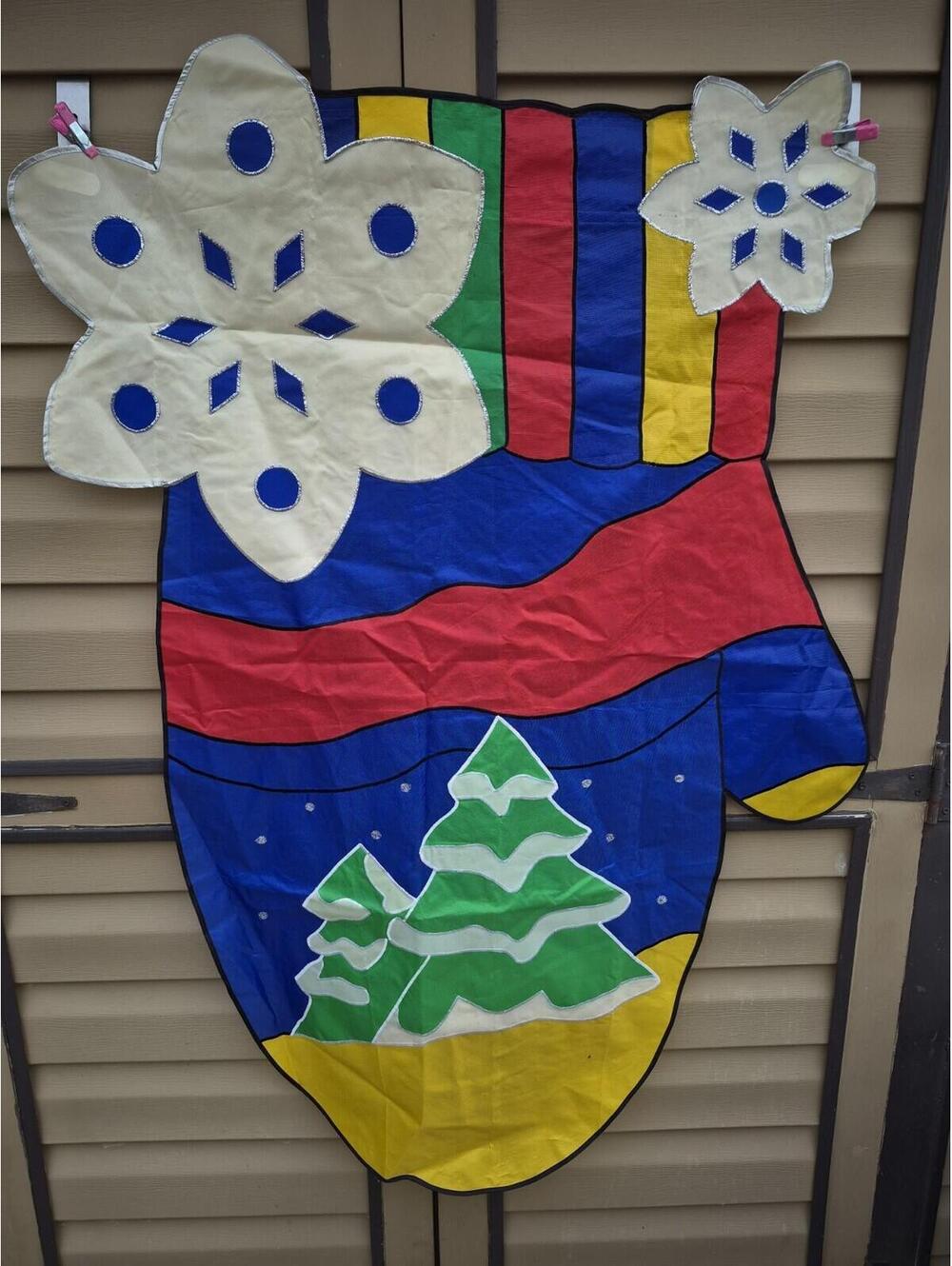 Vintage Holiday/Winter Mitten Christmas Tree Oversized 59"x33" Home Flag